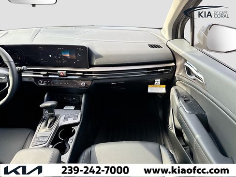 New 2026 Kia Sportage SX FWD image 17