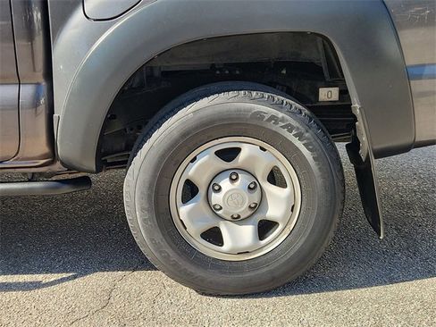 Used 2013 Toyota Tacoma PreRunner w/ Convenience Pkg image 28