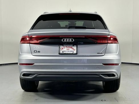 Used 2022 Audi Q8 Premium w/ Convenience Package AWD/4WD image 6