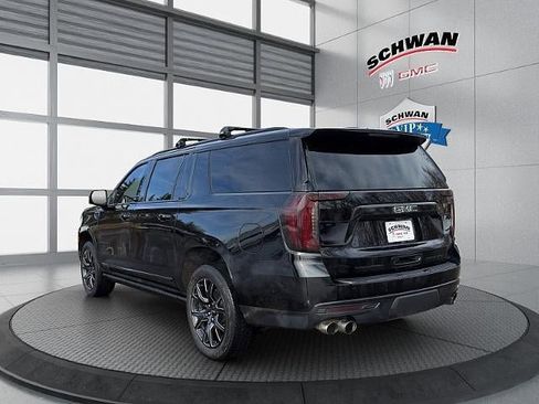 Used 2024 GMC Yukon XL Denali w/ Advanced Technology Package image 6