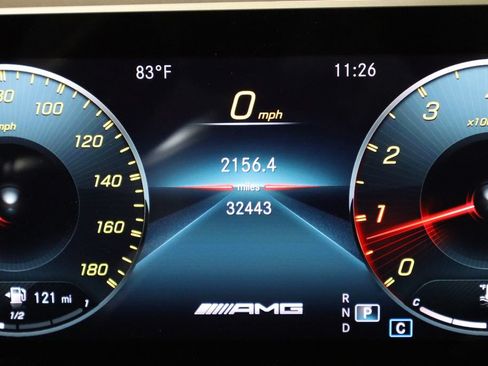 Used 2021 Mercedes-Benz GLB 35 AMG 4MATIC image 39