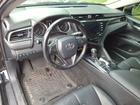 Used 2018 Toyota Camry SE w/ Audio Package FWD image 10