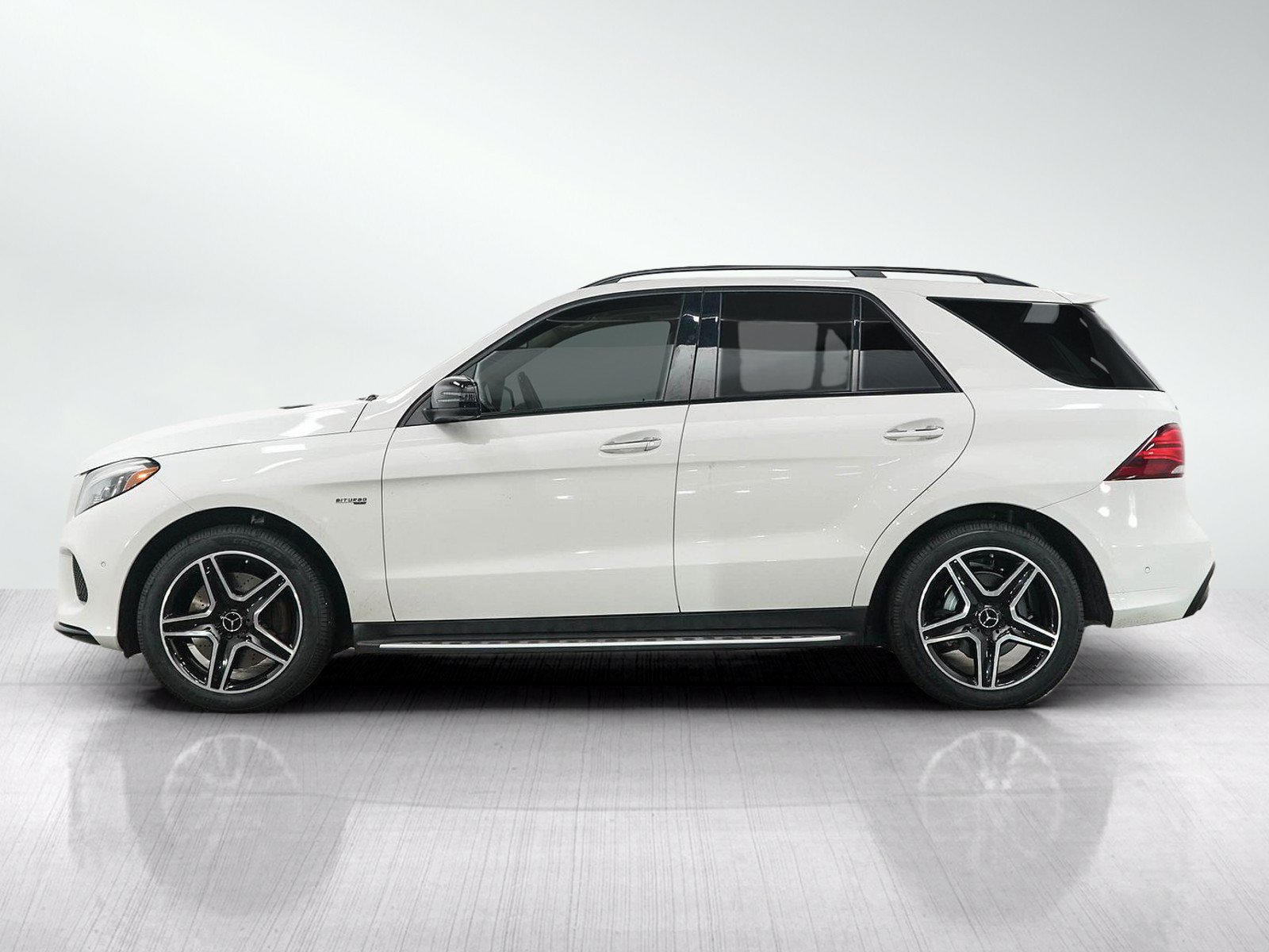Used 2018 Mercedes-Benz GLE 43 AMG 4MATIC image 2