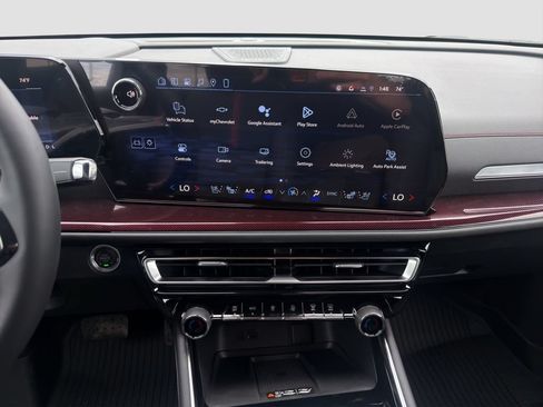 New 2026 Chevrolet Traverse RS w/ LPO, Floor Liner Package AWD/4WD image 16