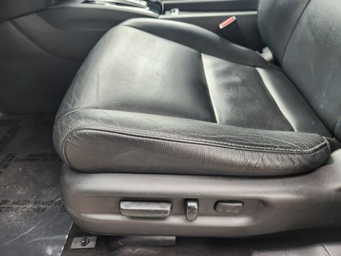 Used 2019 Honda Pilot Touring image 12
