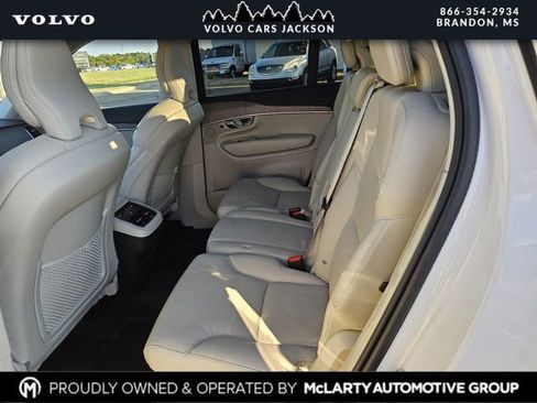 Certified 2024 Volvo XC90 B6 Core w/ Climate Package image 17