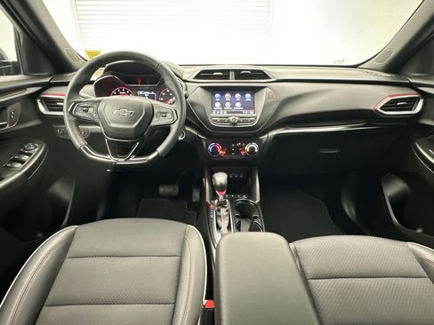 Certified 2023 Chevrolet TrailBlazer RS FWD image 16