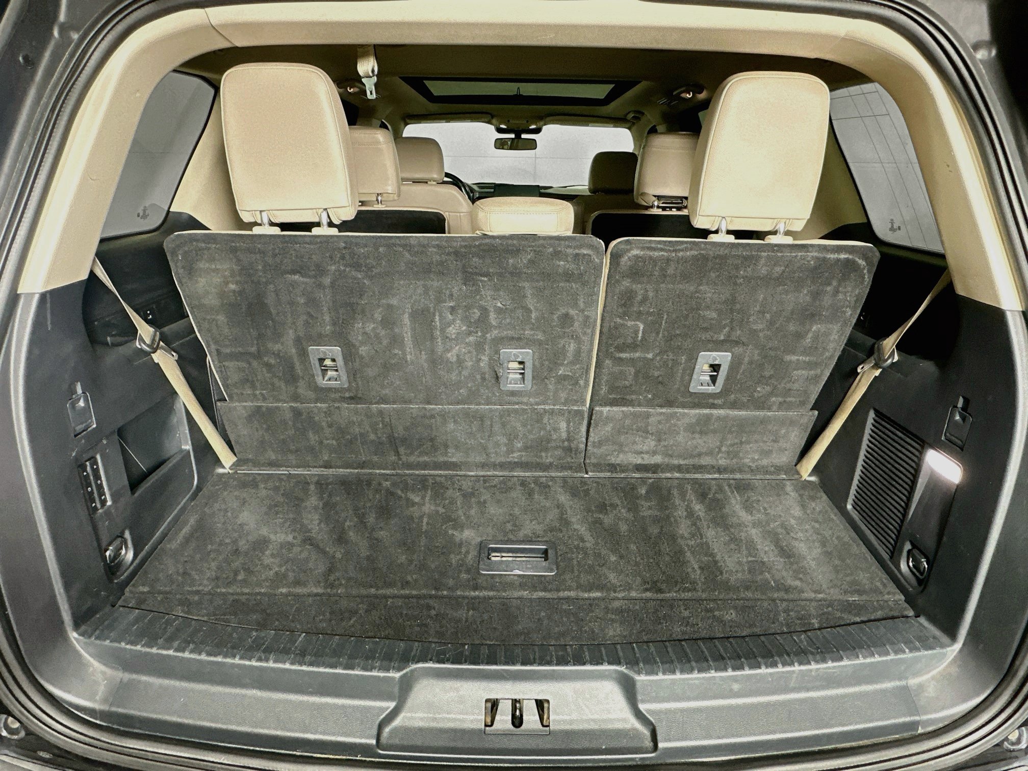 Used 2024 Ford Expedition Limited AWD/4WD image 31