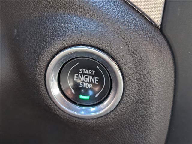 Used 2020 GMC Sierra 1500 SLT w/ SLT Premium Package AWD/4WD image 11