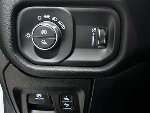 Used 2025 RAM 1500 Lone Star AWD/4WD image 22