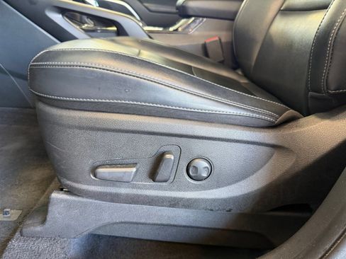 Used 2025 Kia Telluride S AWD/4WD image 14