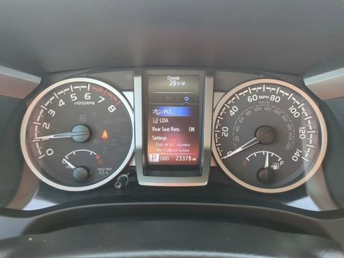 Certified 2023 Toyota Tacoma SR5 image 10