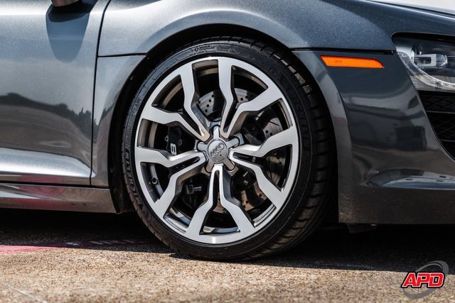 Used 2011 Audi R8 V10 AWD/4WD image 43