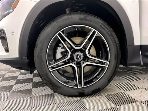 New 2026 Mercedes-Benz GLB 250 4MATIC image 11