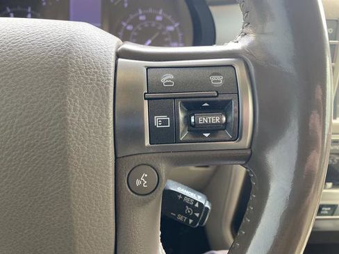 Used 2016 Lexus GX 460 w/ Premium Package AWD/4WD image 34