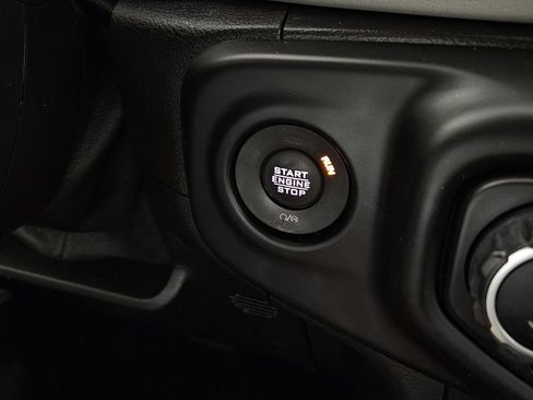 Used 2021 Jeep Wrangler Unlimited Sahara AWD/4WD image 20