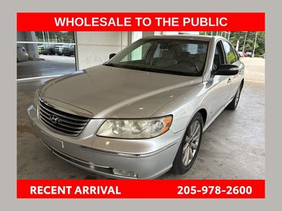 Used 2010 Hyundai Azera Limited w/ Navigation Pkg 3
