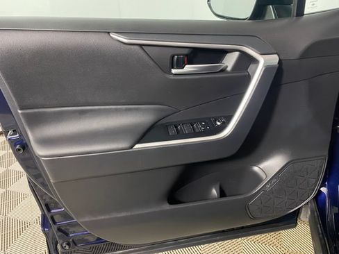 Certified 2025 Toyota RAV4 XLE AWD/4WD image 20