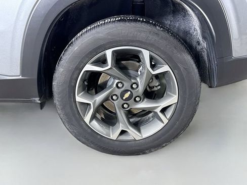 Used 2024 Chevrolet Trax LT w/ Driver Confidence Package image 31