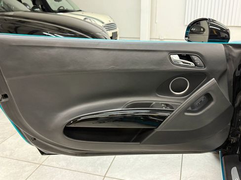 Used 2011 Audi R8 V10 image 14