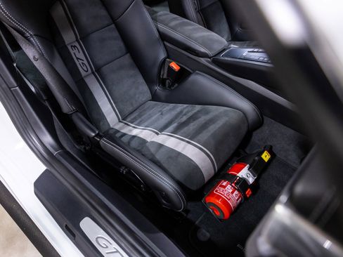 Used 2018 Porsche 911 GT3 image 30