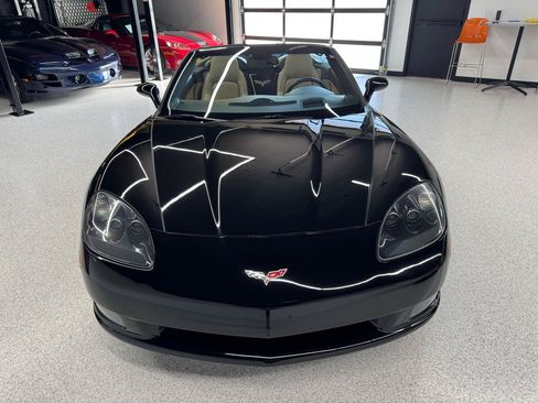Used 2006 Chevrolet Corvette Convertible w/ Preferred Equipment Group RWD image 23