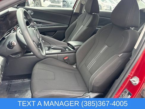 Used 2024 Hyundai Elantra SEL FWD image 14