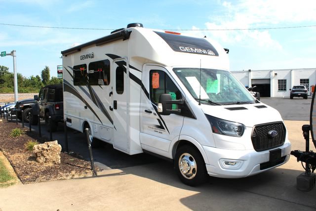Used 2023 Ford Transit 350 Low Roof DRW AWD image 9