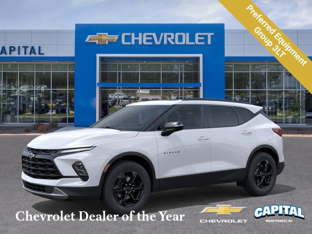 New 2026 Chevrolet Blazer LT w/ Sound & Technology Package FWD image 2