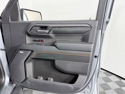 Used 2024 GMC Sierra 1500 AT4 w/ Technology Package image 10