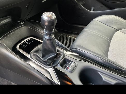 Used 2019 Toyota Corolla XSE FWD image 25