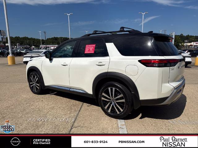 Certified 2024 Nissan Pathfinder Platinum w/ Cargo Package FWD image 7