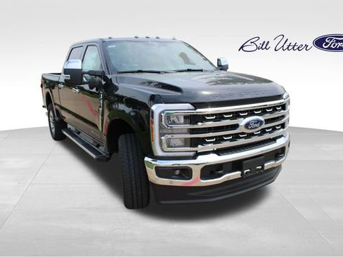 New 2026 Ford F250 Lariat w/ Lariat Premium Package image 2