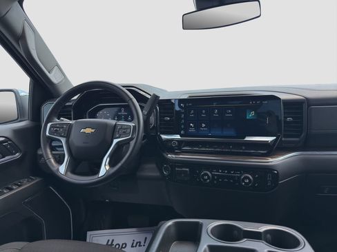 Used 2024 Chevrolet Silverado 1500 LT AWD/4WD image 14
