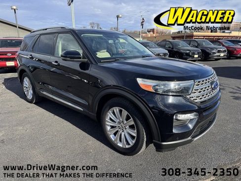 Used 2020 Ford Explorer Limited image 1