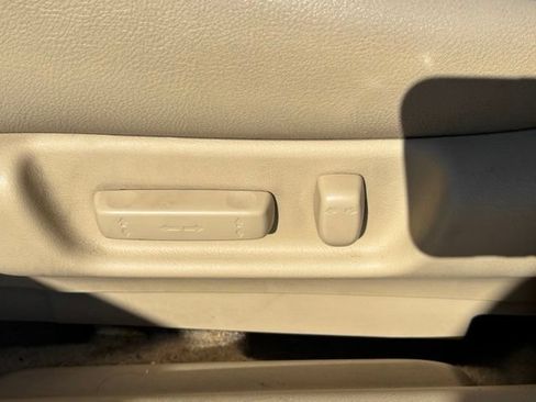 Used 2004 Acura TSX FWD image 7
