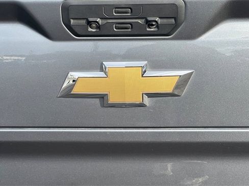 Used 2021 Chevrolet Silverado 1500 Custom image 35