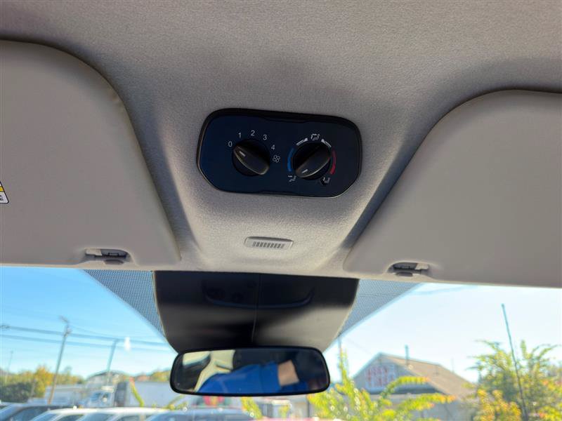 Used 2019 Ford Transit 350 XL RWD image 17