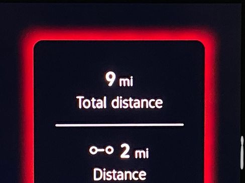 New 2025 Volkswagen Tiguan SE image 18