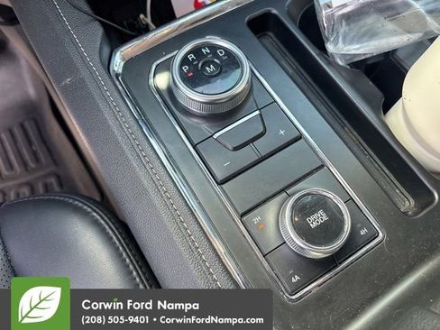 Used 2023 Ford Expedition Max XLT AWD/4WD image 11