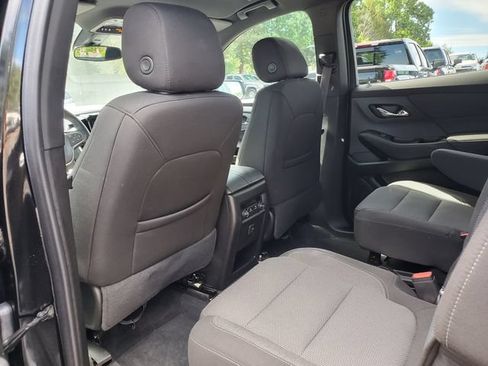 Certified 2023 Chevrolet Traverse LT FWD image 13