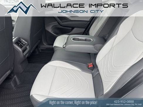 New 2026 Volkswagen Tiguan SE AWD/4WD image 29