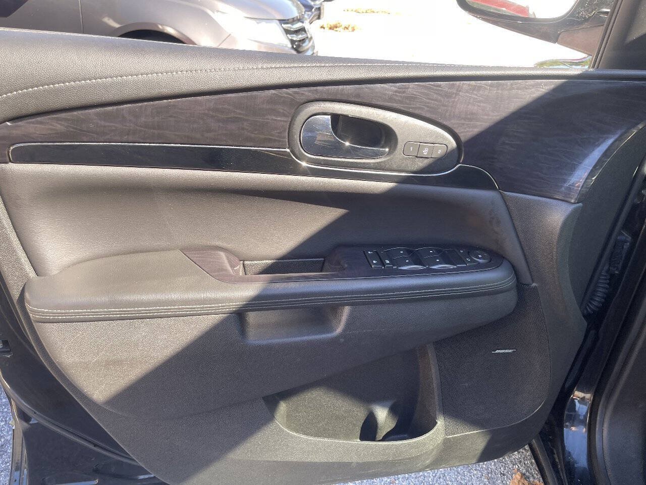 Used 2016 Buick Enclave Leather AWD/4WD image 11