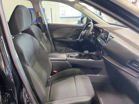 Used 2023 Nissan Rogue S AWD/4WD image 20