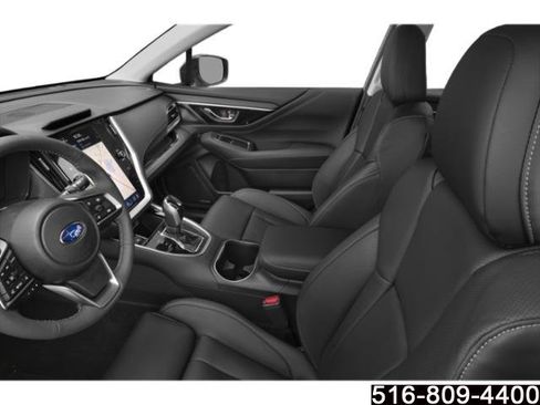 Used 2025 Subaru Outback Touring XT AWD/4WD image 13