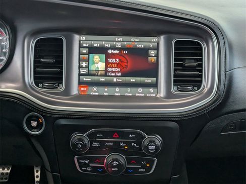 Used 2022 Dodge Charger Scat Pack image 9