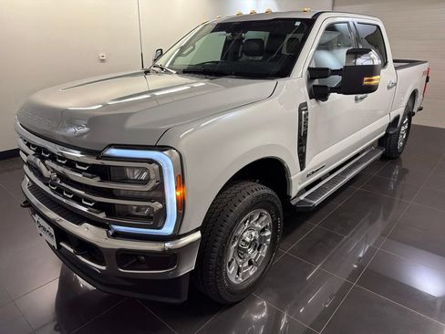 New 2026 Ford F250 Lariat w/ Chrome Package AWD/4WD image 3