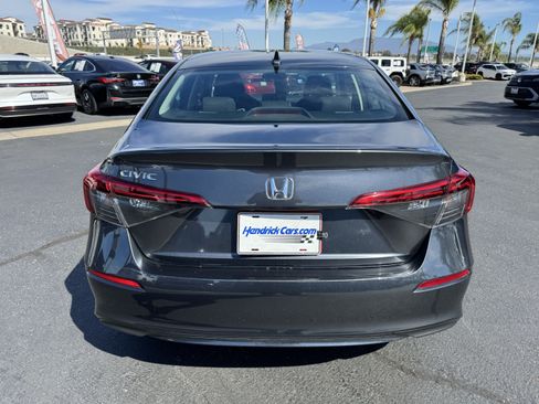 Used 2022 Honda Civic EX image 7