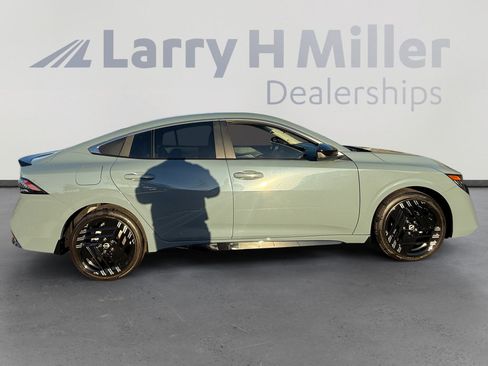 Used 2026 Nissan Sentra SR w/ Floor Mat Package image 6