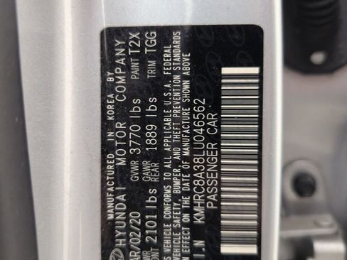 Used 2020 Hyundai Venue SEL FWD image 38